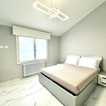 Donnino Apartments Фіденца Екстер'єр фото