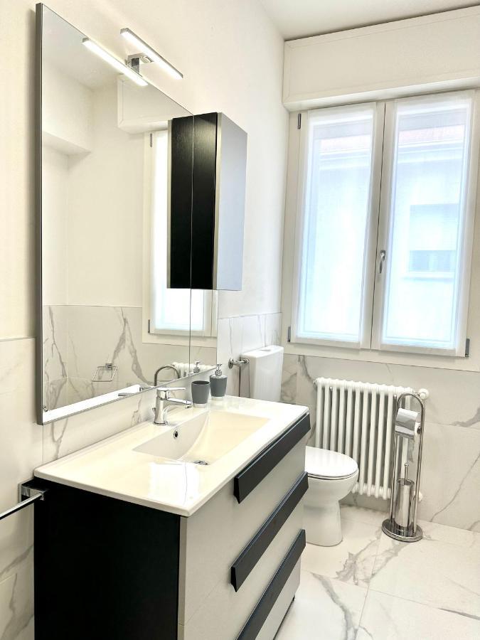 Donnino Apartments Фіденца Екстер'єр фото