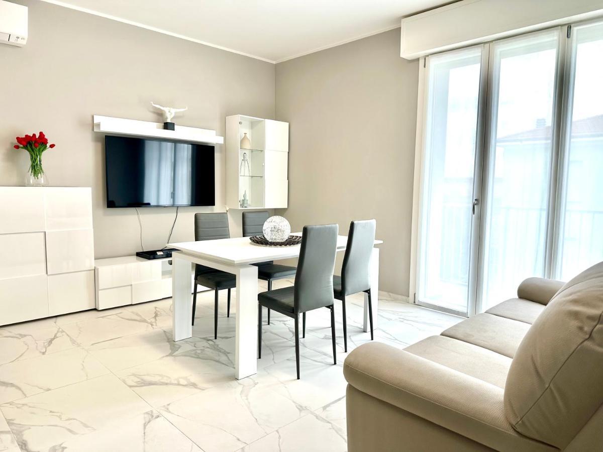 Donnino Apartments Фіденца Екстер'єр фото